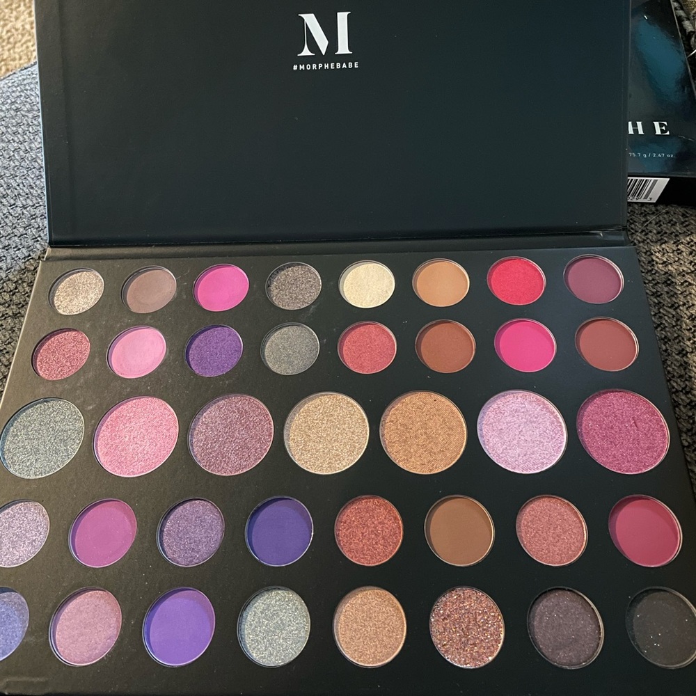 Morphe’s 39s Such a Gem eyeshadow palette